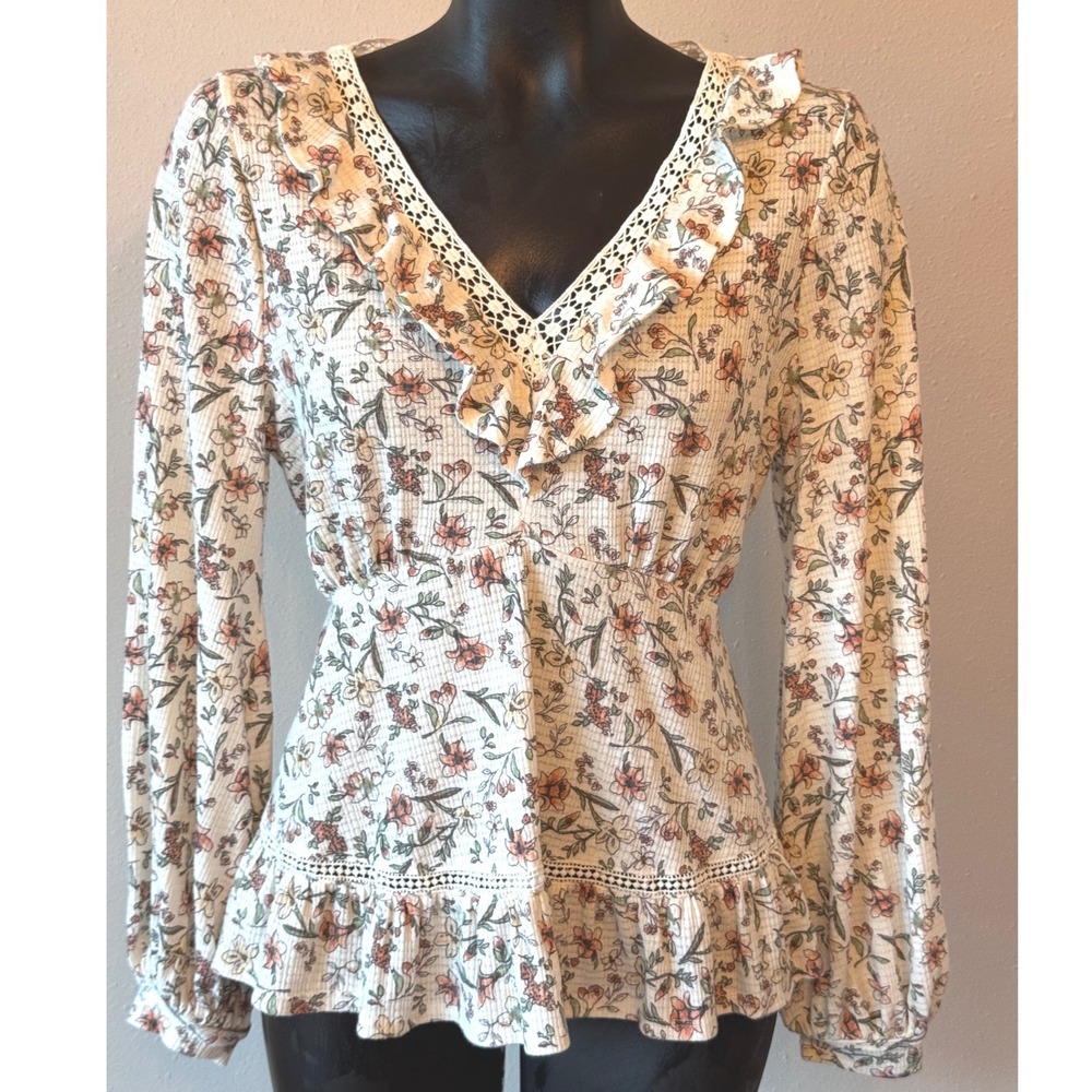 Floral Waffle Knit Peplum Top Sz L Lace Trim Ruffle V-Neck Cream Y2K Babydoll